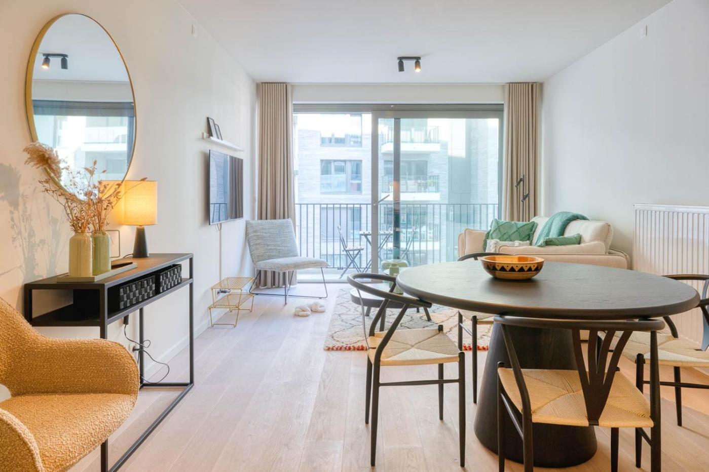 Appartement Cozy 5-person Near The In Oostende